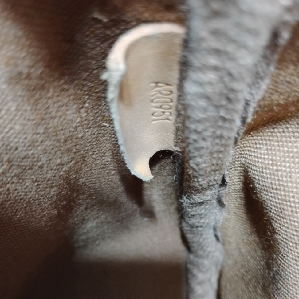 SALE! Louis Vuitton Monogram Gibessier MM M42247 Shoulder Bag W Dust Bag & Box - Picture 12 of 16
